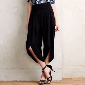 Anthropologie Elevenses Culotte Capri Slit Petal Crop Pants Tulip Hem Black 2